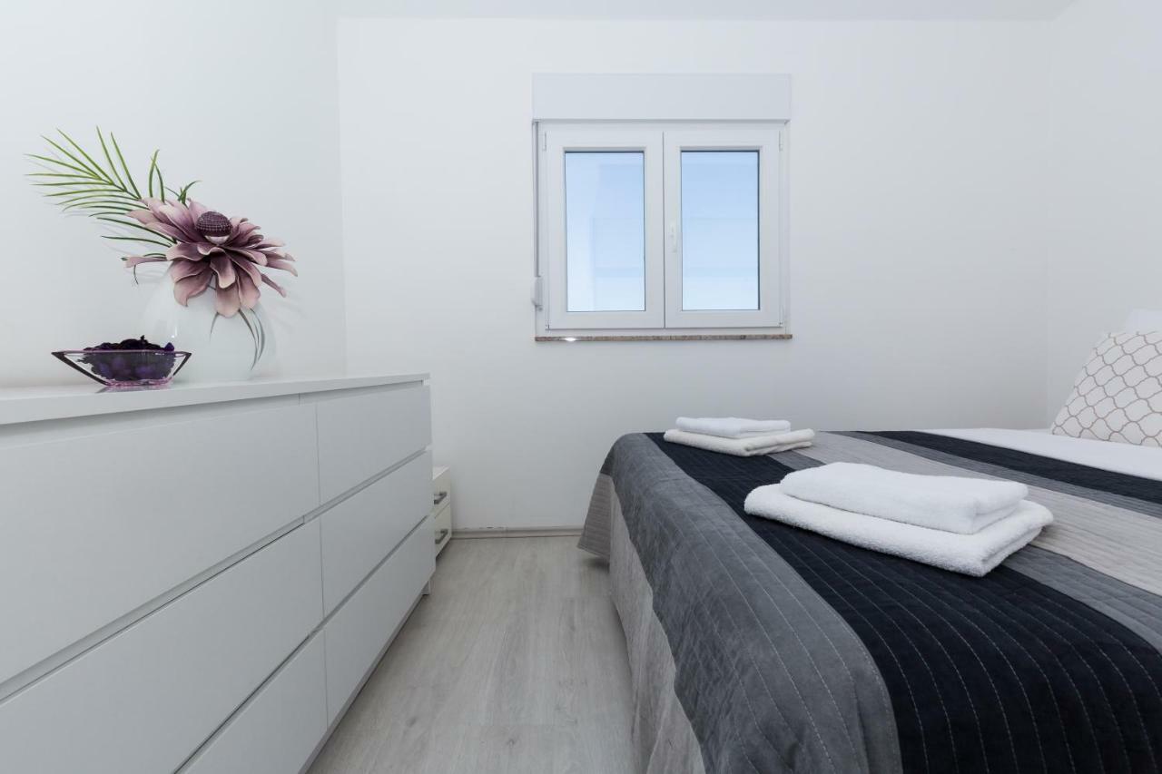 Modern And Spacious Apartment Bibinje Extérieur photo